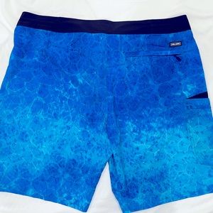 Pelagic Blue Water Dorado Hex Blue, size 40